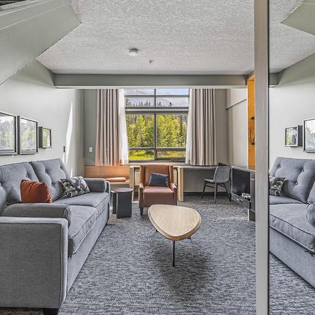 Mtn House By Basecamp Hotel Canmore Bagian luar foto